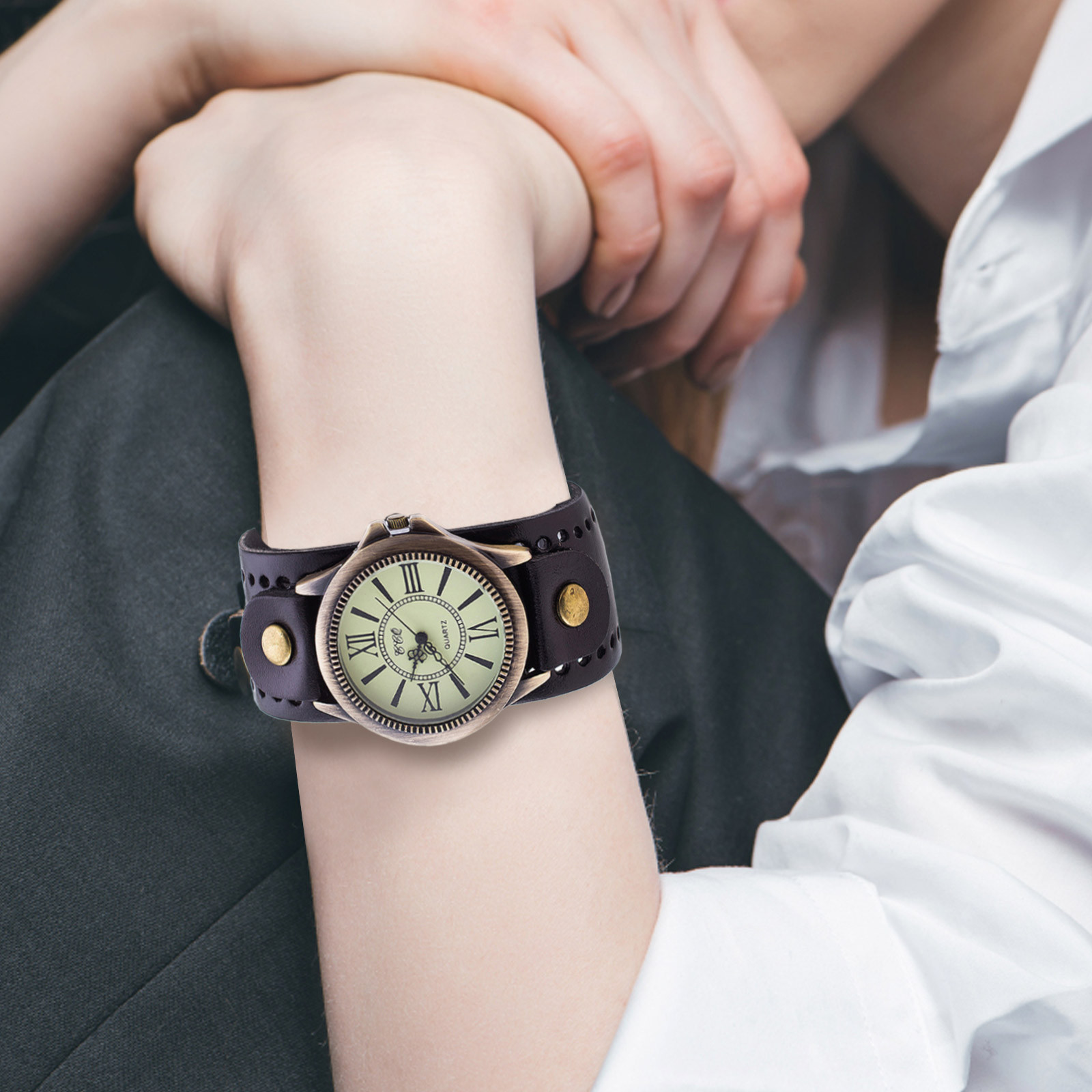 Vintage Watch Crystal - Punk Retro Leather Watch Roman Font