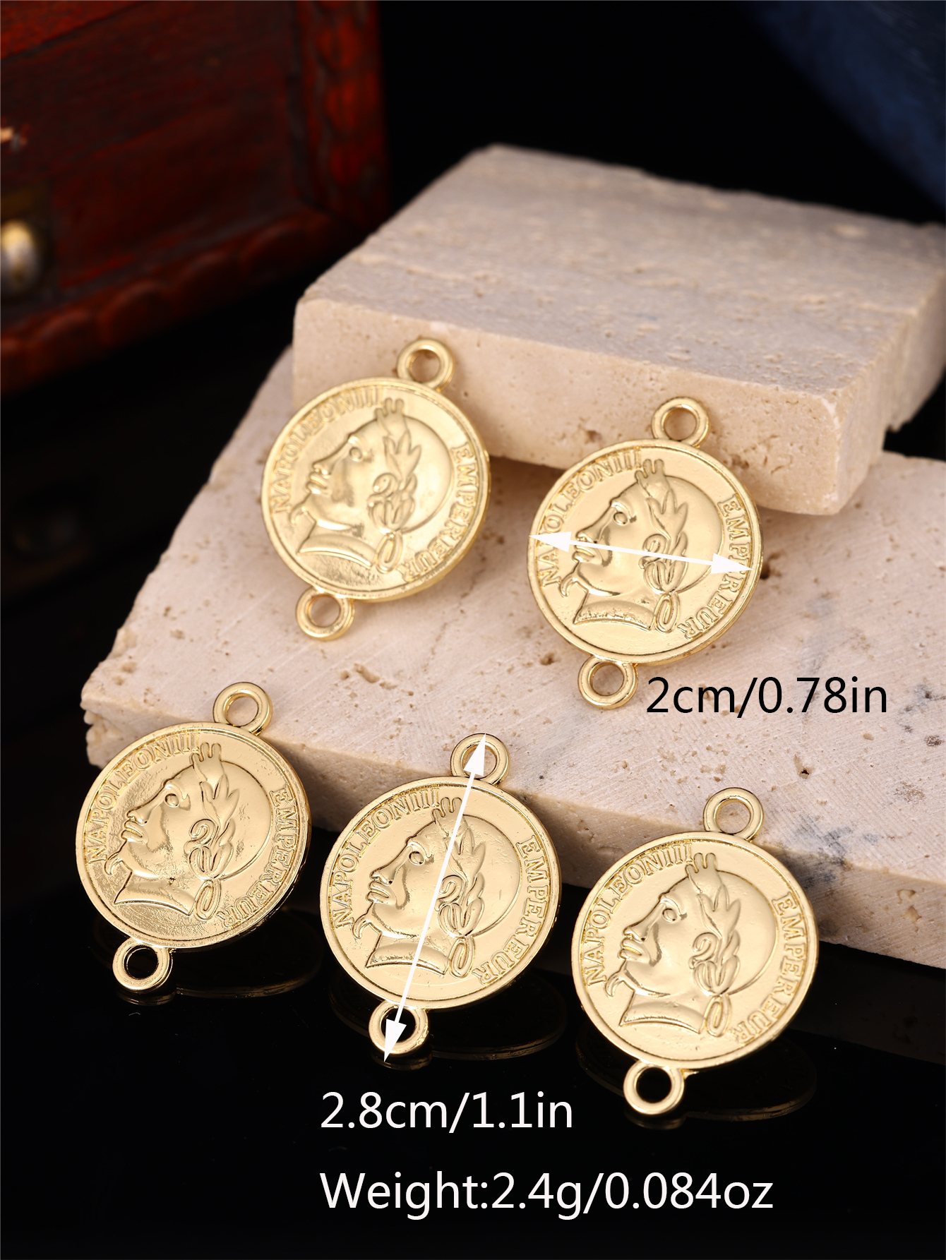 Coin-Shaped DIY Women's Robe A - Vintage Collector 评论和价格