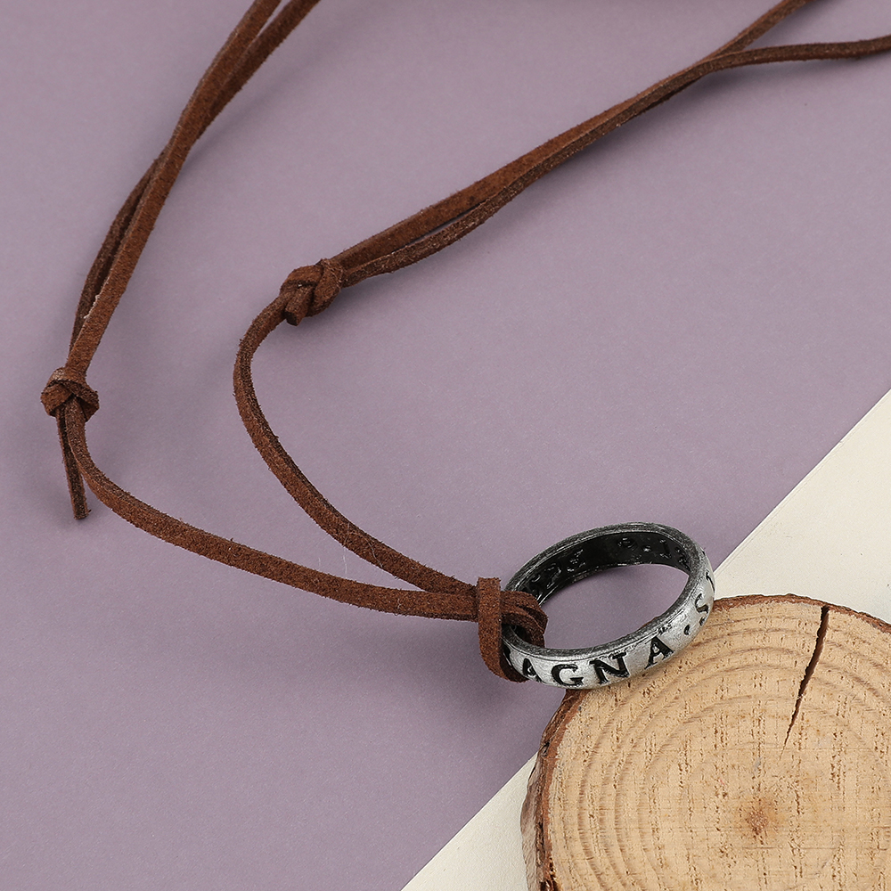 Game Anime Leather Chain Ring  - Vintage Item 评论和价格
