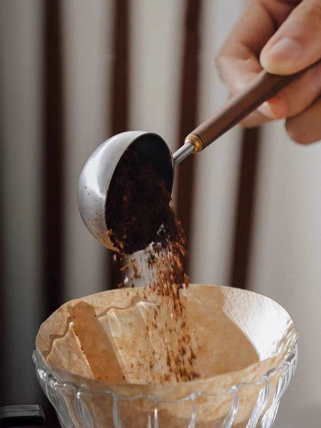 Coffee Spoon - Vintage Walnut  - Vintage Collectible Spoons 评论和价格