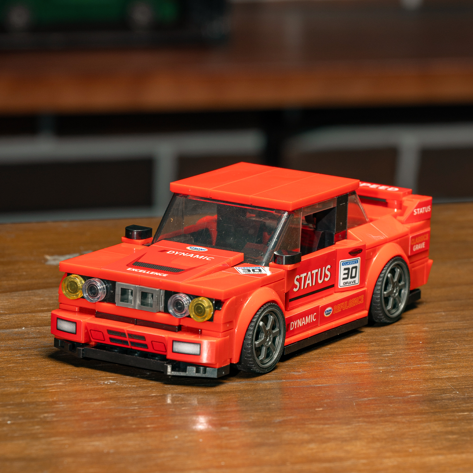 302PCS Red Classic Sports Car  - Vintage Collectible Toy Cars 评论和价格