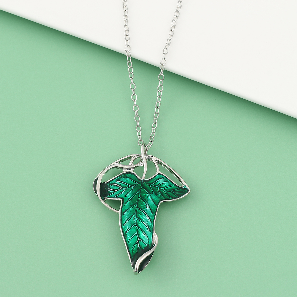 Vintage Green Leaf Pendant Nec - Vintage Item 评论和价格