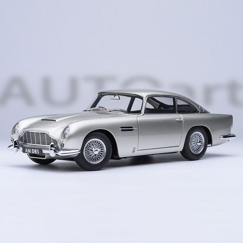 AUTOart 1:18 Scale Diecast All - Vintage Collectible Classics 评论和价格