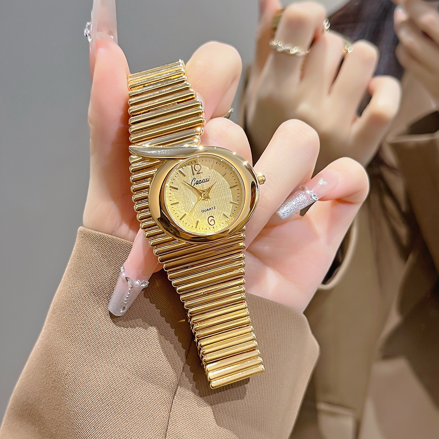 CQ527 Vintage shaped quartz wa - Vintage Watch Crystal 评论和价格