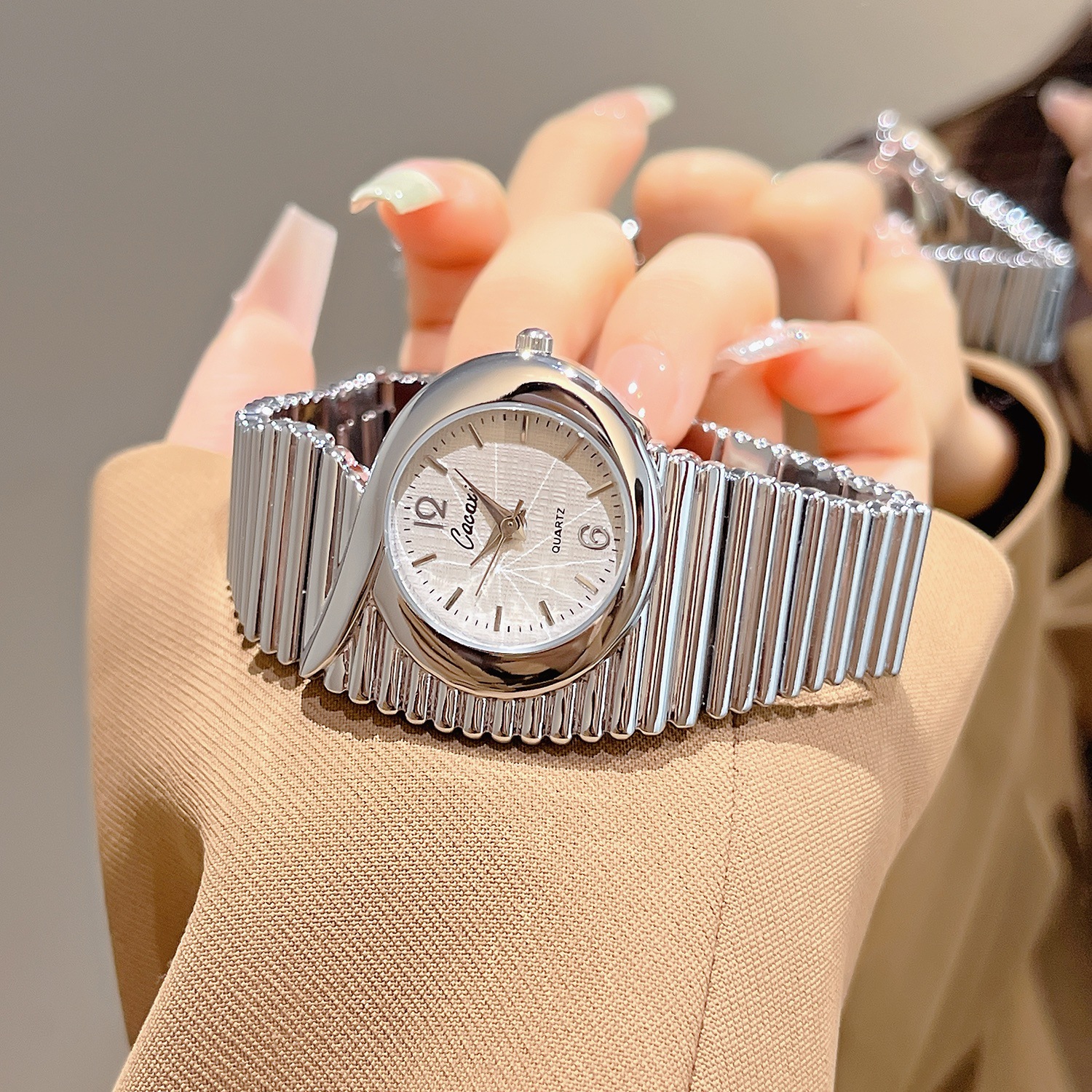 CQ527 Vintage shaped quartz wa - Vintage Watch Crystal 评论和价格