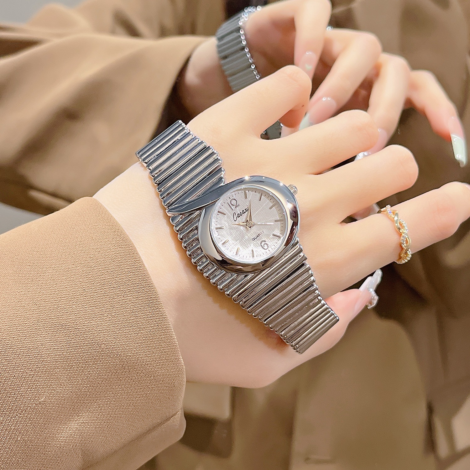 CQ527 Vintage shaped quartz wa - Vintage Watch Crystal 评论和价格