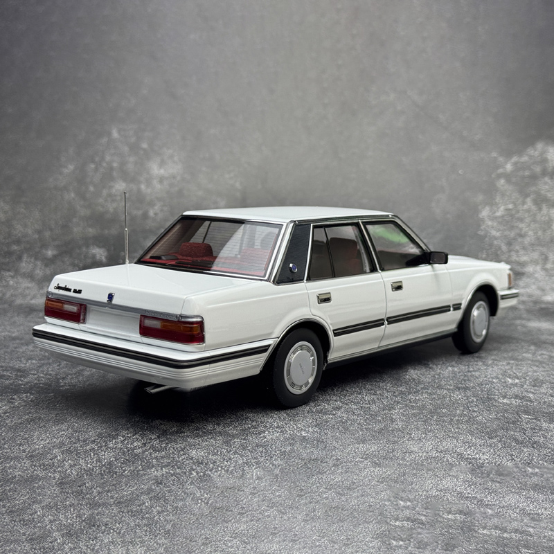 1:18 Scale Diecast Alloy Toyot - Vintage Collectible Classics 评论和价格