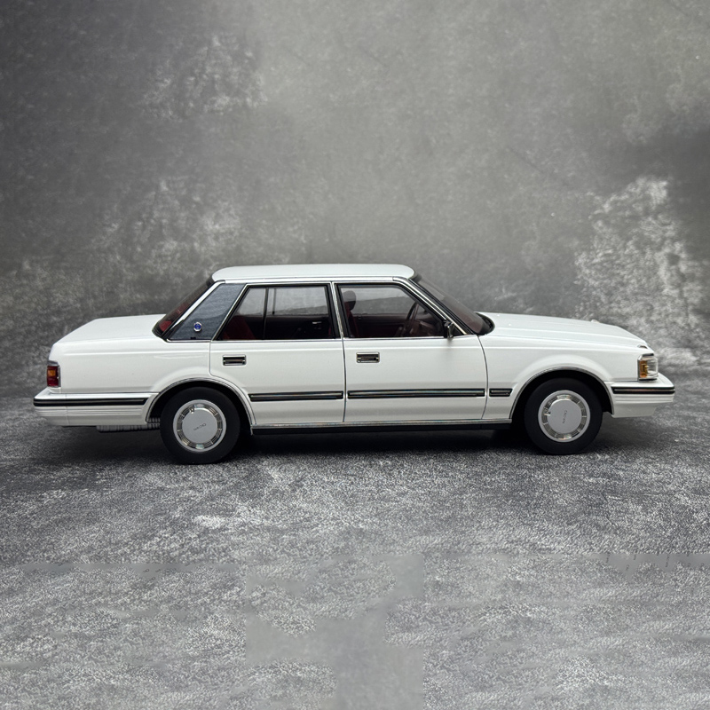 1:18 Scale Diecast Alloy Toyot - Vintage Collectible Classics 评论和价格