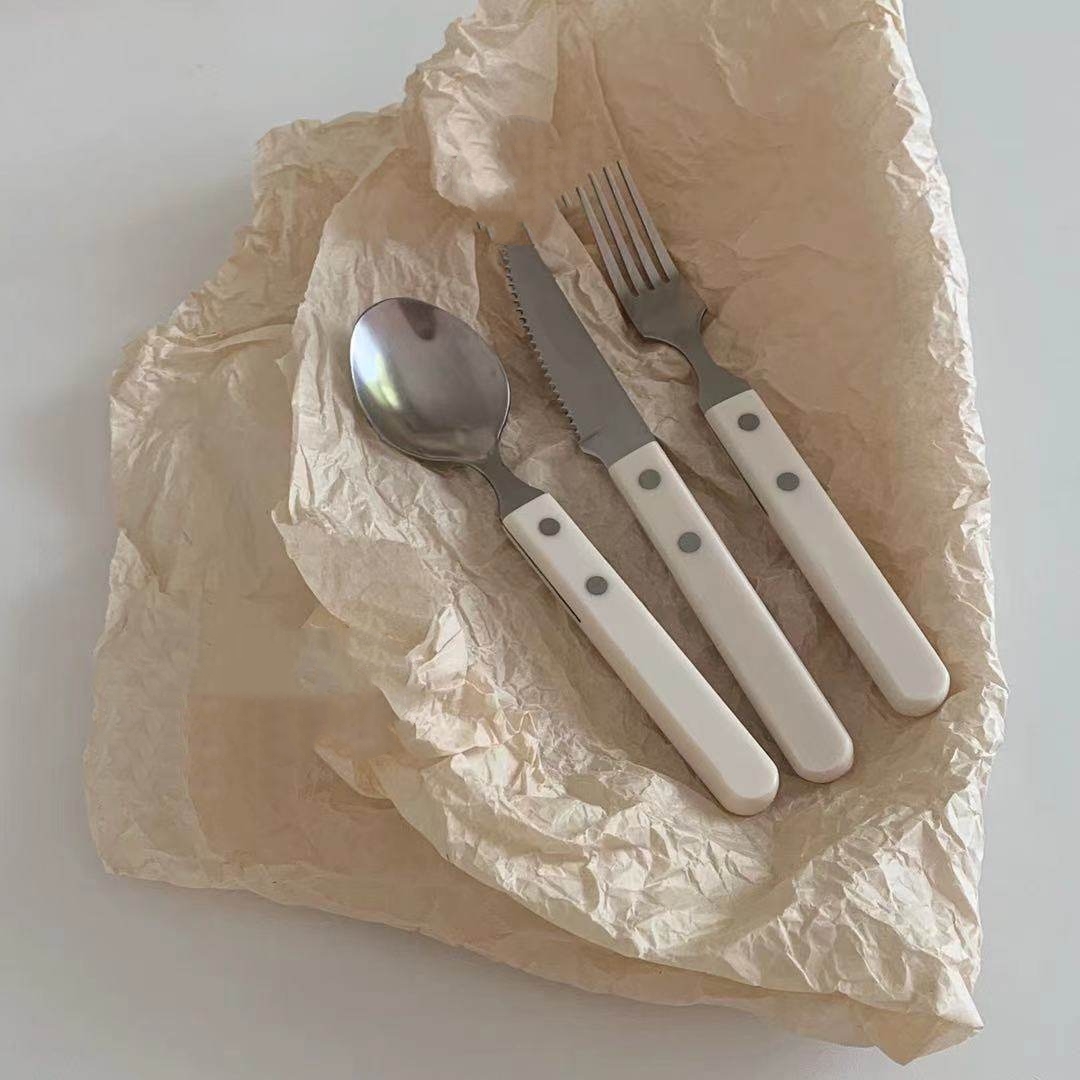 French vintage milk white retr - Vintage Collectible Spoons 评论和价格